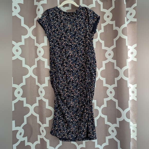 Maternity Bodycon Dress - Picture 3 of 4